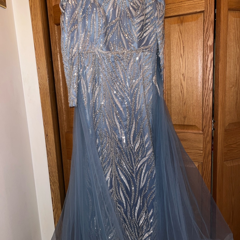 Dress blue size 16/18